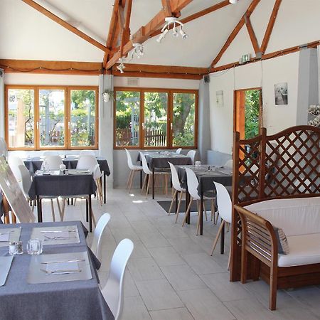 Camping Le Picard Tournieres Exterior photo